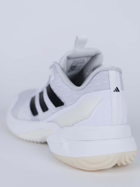 Adidas Inomhussko Crazyflight 6 (25/26)