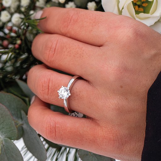 Story of Love Rome timanttisormus 1,00ct valkokulta