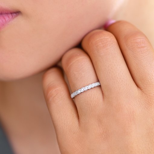 Princess Leonore timanttisormus 0,12ct valkokulta