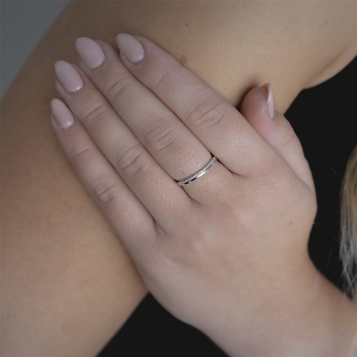 Timanttisormus 0,05ct valkokulta