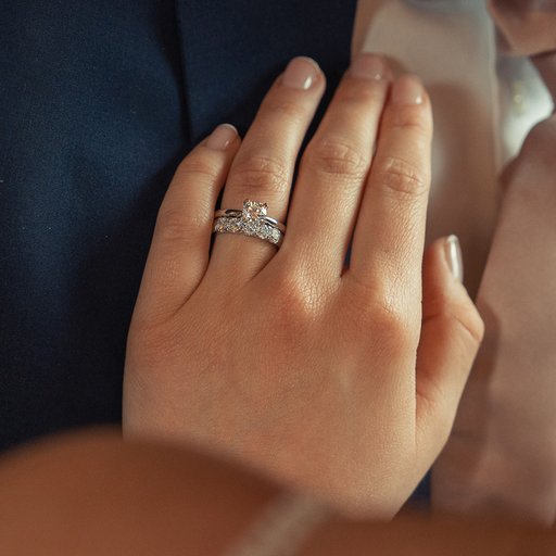Story of Love London timanttisormus 1,00ct valkokulta