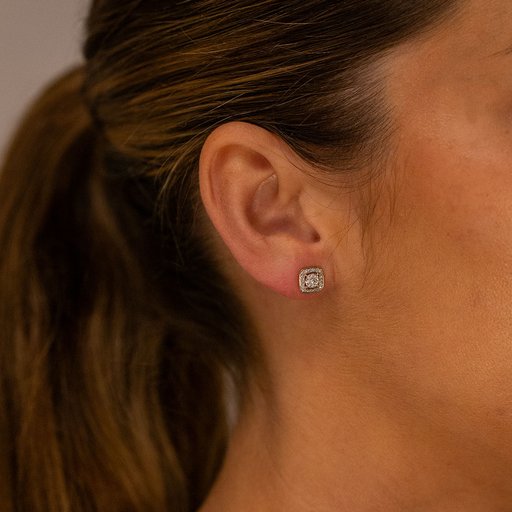 Timanttikorvakorut yht 0,23ct W/P keltakulta