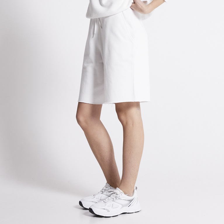 COLLEGESHORTSIT "Jennie"