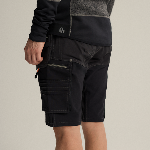 Shorts 1420P Momentum