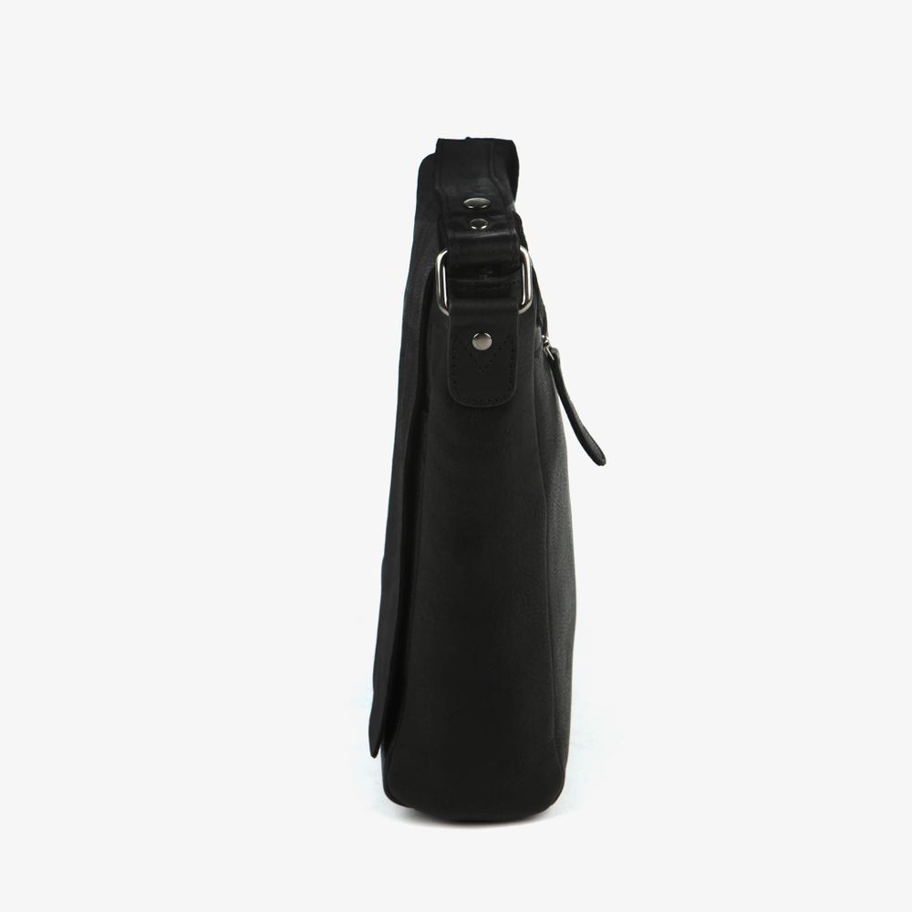 Klaffväska flapbag i skinn Klaffväska flapbag i skinn