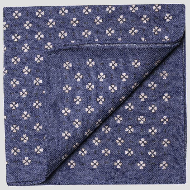 Micro pattern wool handkerchief