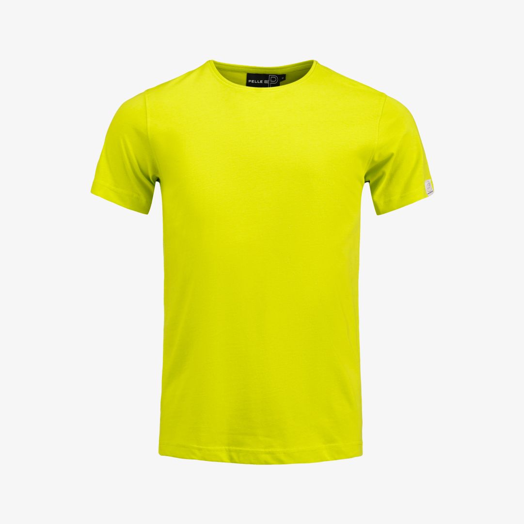 Badge Tee, Apple green Denna bas t-shirt kommer i många olika färger som passar din stil och garderob