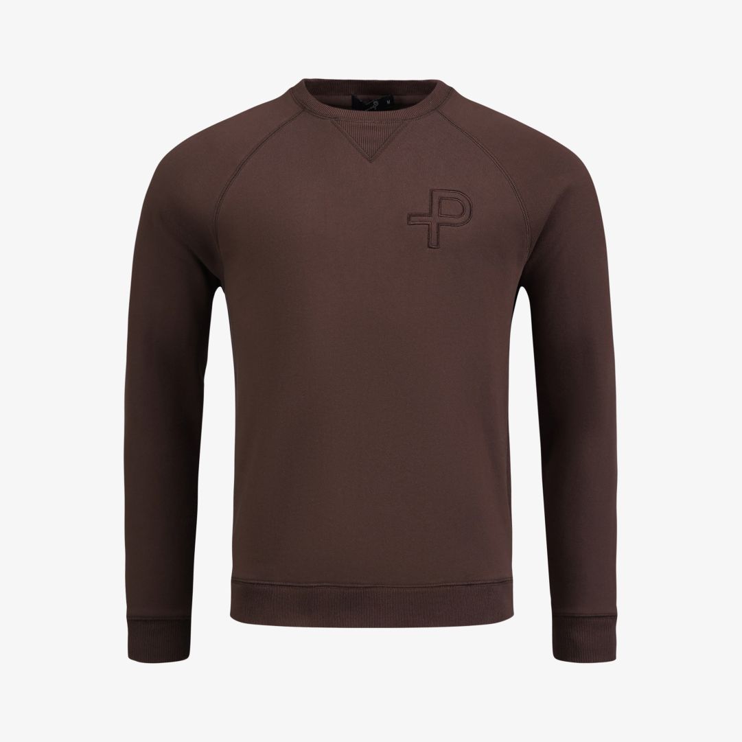 P-sweatshirt, Carob Brown P-Sweatshirt är tillverkad i en mjuk bommullsblandning med borstad insida för en mjukare känsla