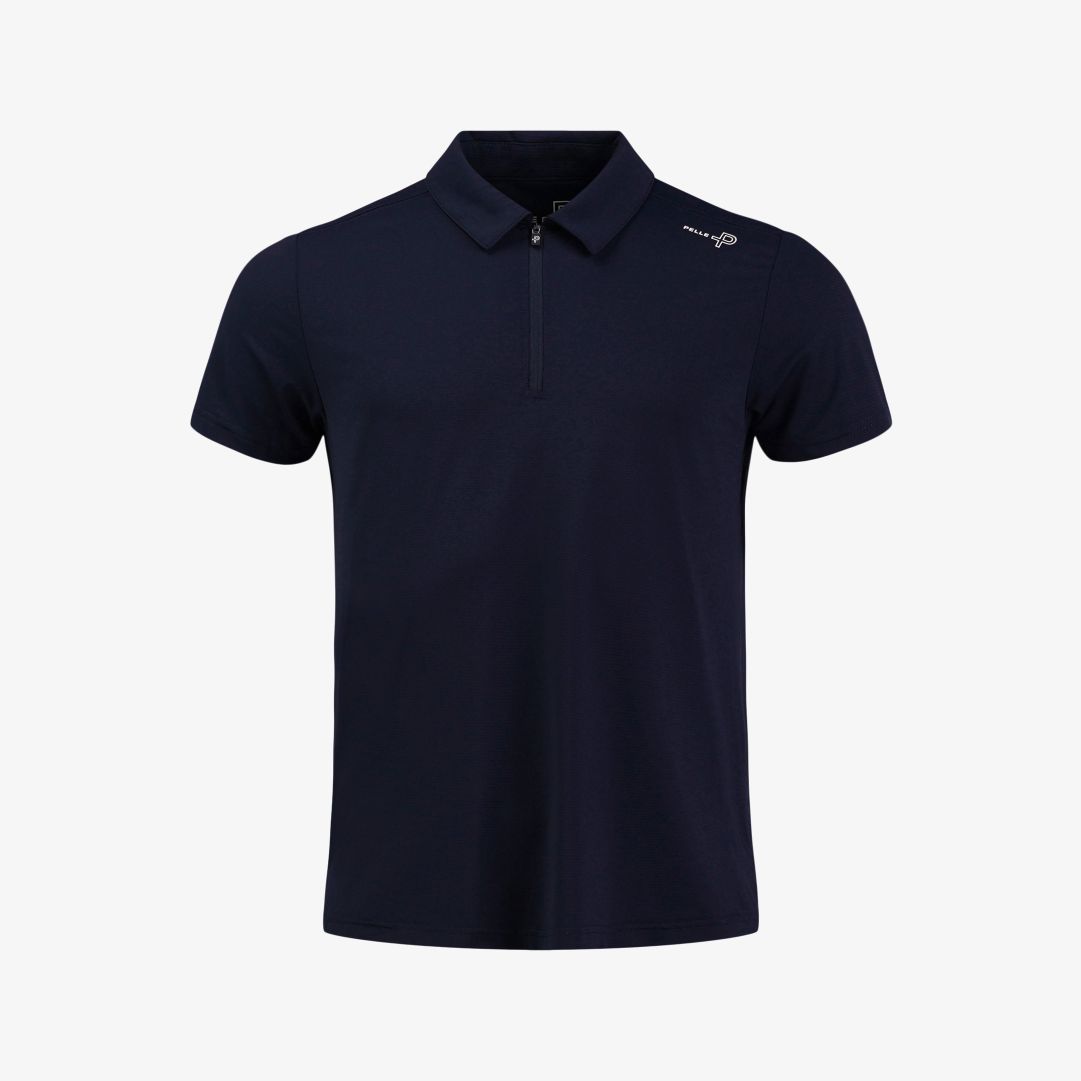 Propulsion Polo, Dk Navy Blue En snygg och stilren pikétröja som kombinerar form med funktion, som kommer tjäna dig det fokus du behöver varje gång du
