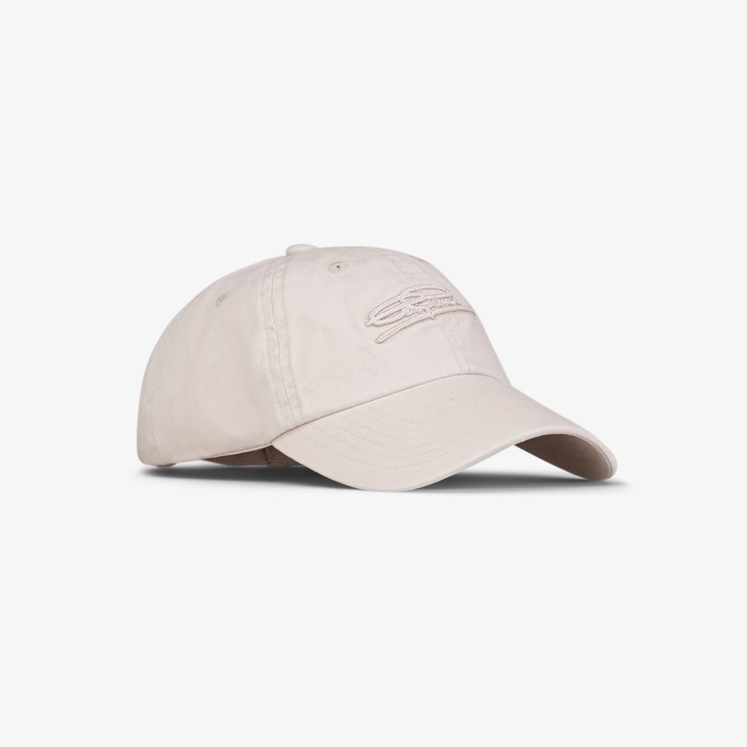 Signature Washed Cap, Lt. Beige Oak Somrig keps i 100% tvättad bomull som bara blir snyggare med tiden Signature Washed Cap, Lt. Beige Oak Somrig keps i 100% tvättad bomull som bara blir snyggare med tiden