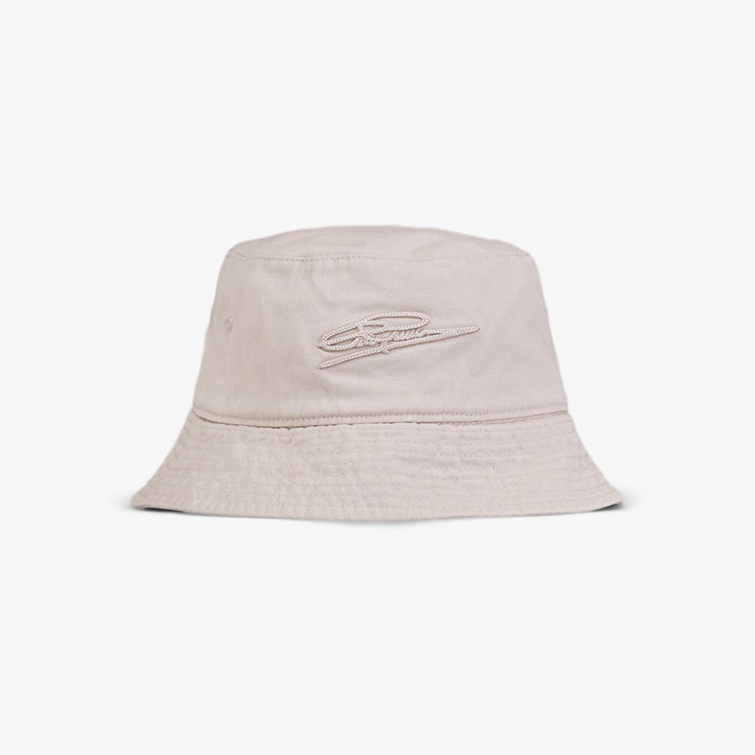 Signature Washed Hat, Lt. Beige Oak Härligt tillskott i sommargarderoben för ett ledigt men stilfullt uttryck Signature Washed Hat, Lt. Beige Oak Härligt tillskott i sommargarderoben för ett ledigt men stilfullt uttryck