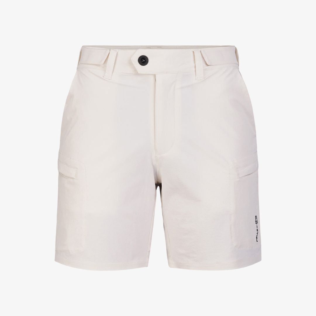 W 1200 Active Shorts, Sand Dollar White Sköna och följsamma shorts för en aktiv livsstil i vattenresistent och snabbtorkande stretchtyg