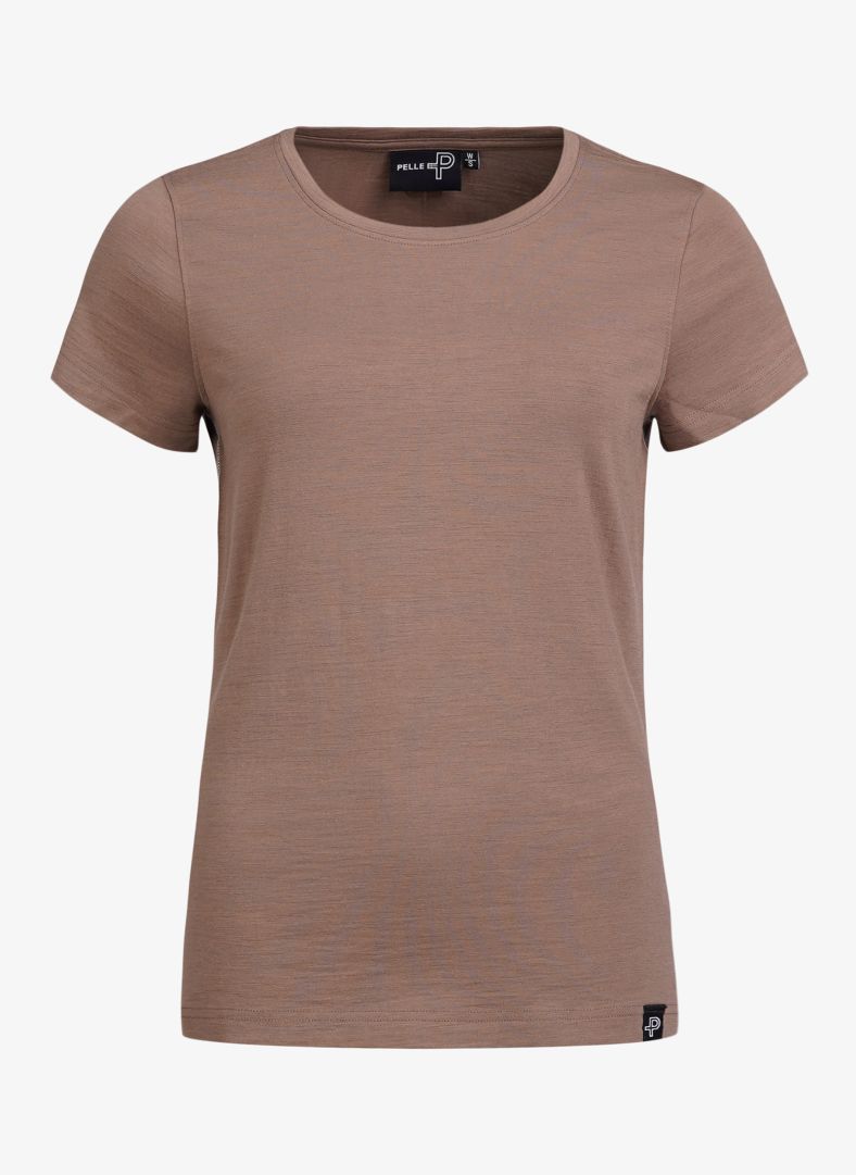 W Merboo tee, Toffee Klassisk t-shirtmodell tillverkad i en mix av merinoull, bambuviskos och elastan