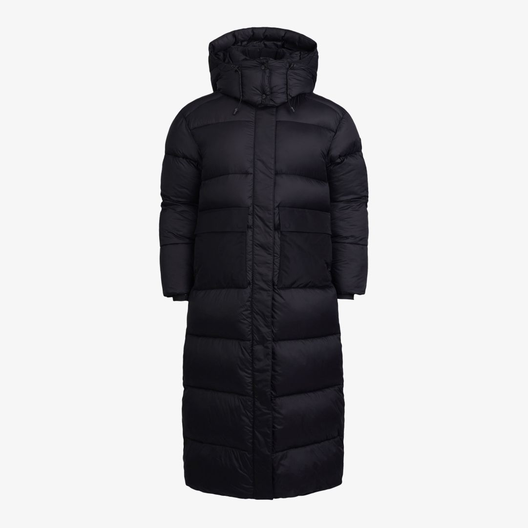 W Molle Coat, Ink Denna varma vinterkappa är tillverkad i återvunnen polyester med en bollfiberstoppning bestående av 30% Sorona® och 70% återvunnen p W Molle Coat, Ink Denna varma vinterkappa är tillverkad i återvunnen polyester med en bollfiberstoppning bestående av 30% Sorona® och 70% återvunnen p