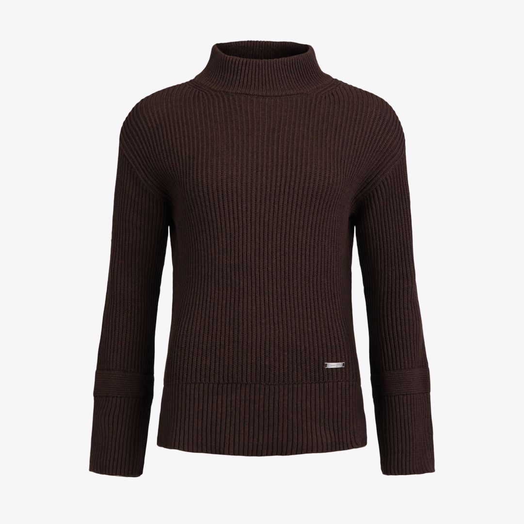 W Mons Funnel Neck, Carob Brown Mélange Denna tröja med skorstenskrage är tillverkad i ekologisk bomull och kashmir och har en avslappnad passform