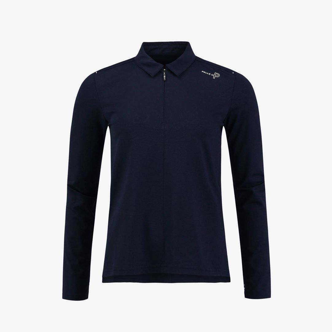 W Propulsion LS Shirt, Dk Navy Blue Vi tog din favoritpikétröja och gav den en skön uppdatering, så inget ska störa ditt fokus när du ska prestera dit W Propulsion LS Shirt, Dk Navy Blue Vi tog din favoritpikétröja och gav den en skön uppdatering, så inget ska störa ditt fokus när du ska prestera dit