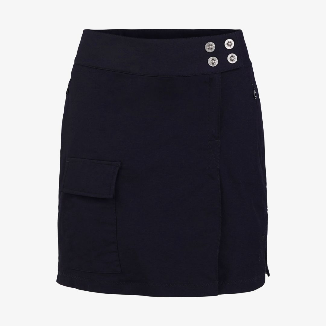 W Sport Mid Skort, Dk Navy Blue Sport Mid Skort är det bästa av två världar: shorts och kjol i ett
