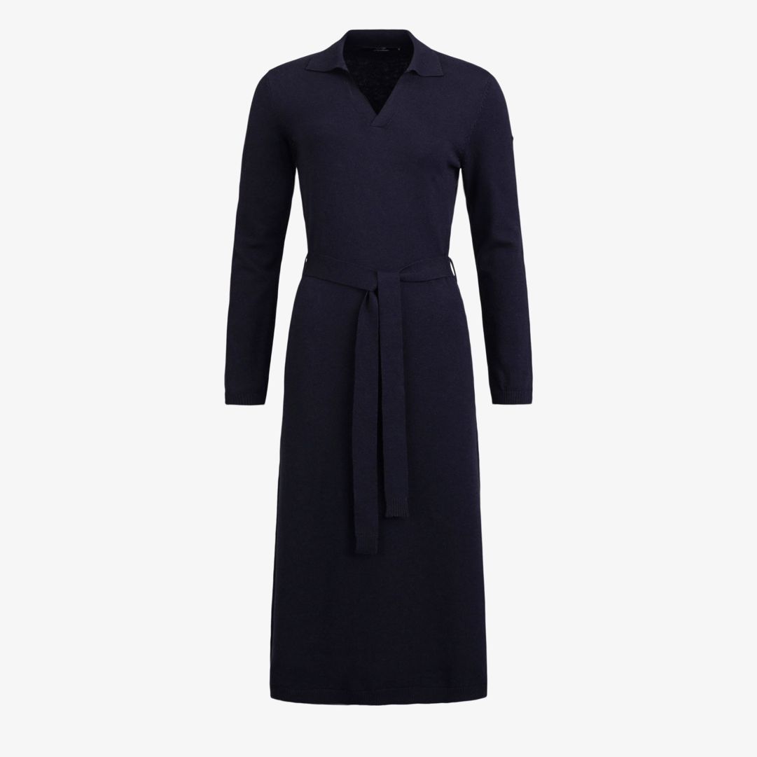 W Tiller Polo dress, Dk Navy Blue Denna stickade poloklänning är tillverkad i en mjuk blandning av ekologisk bomull och kashmir som ger en bekväm och