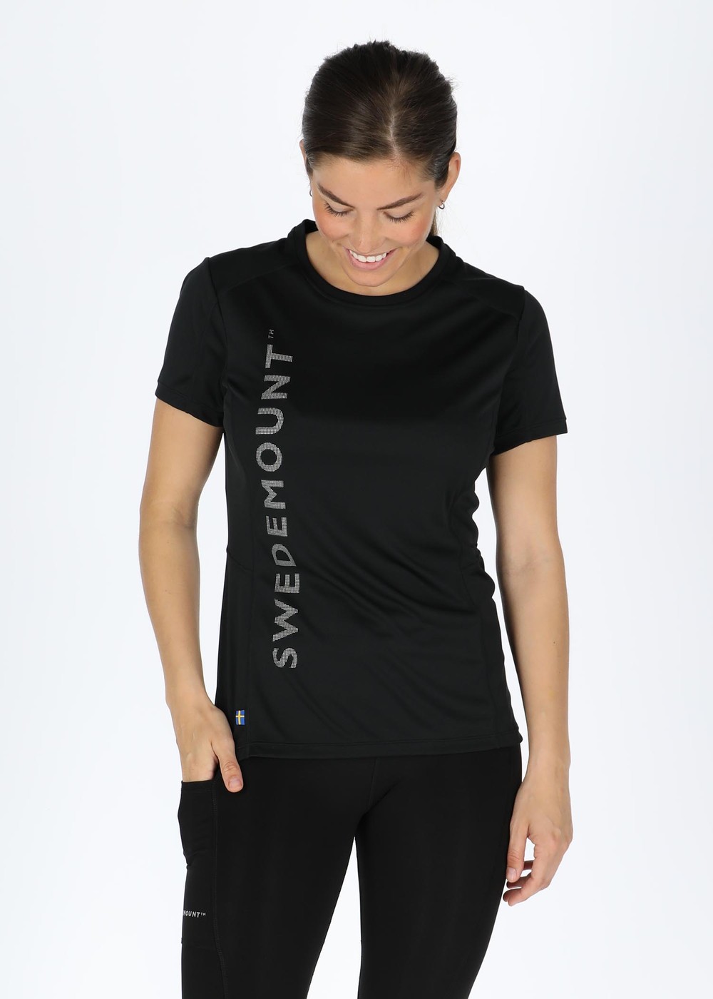 Training Logo Tee W, Black/Reflective, 44,  Tränings-T-Shirts | Solglasögon//Löpning//SPORTER//Sport & aktivitet | Padelspecialisterna