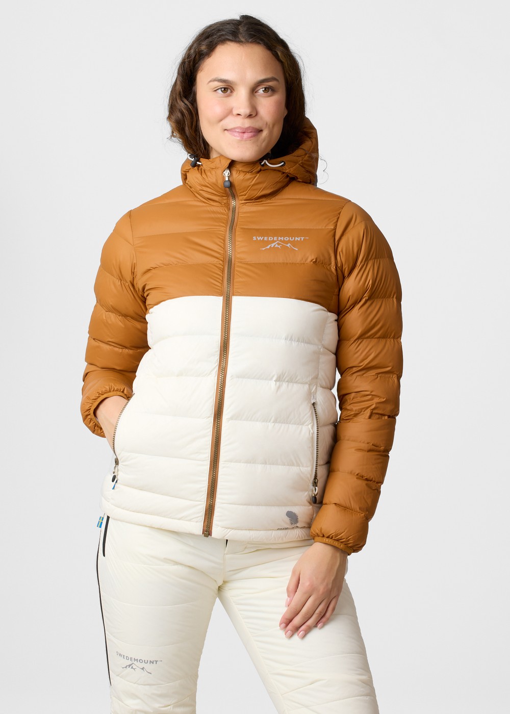 Östersund Down Jacket 2.0 W, Almond/Offwhite, 42,  Vinterjackor Östersund Down Jacket 2.0 W, Almond/Offwhite, 42,  Vinterjackor