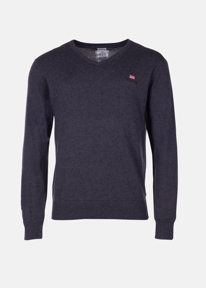 Basic V-neck