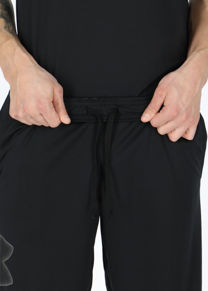 Ua Tech Graphic Short Ua Tech Graphic Short