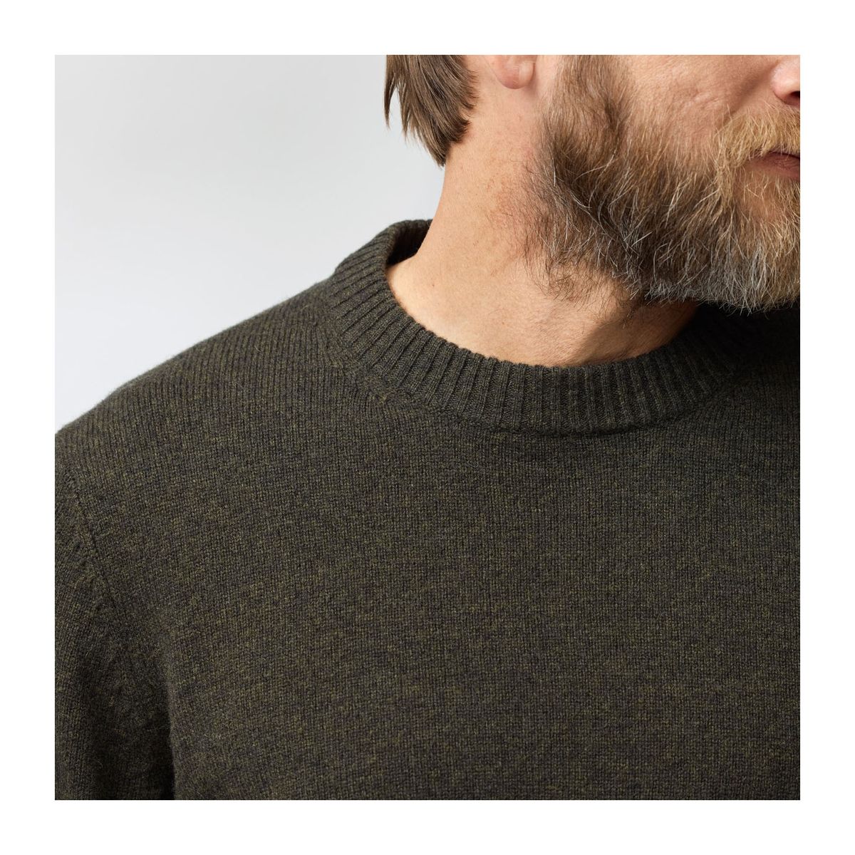 Övik Round-neck Sweater M