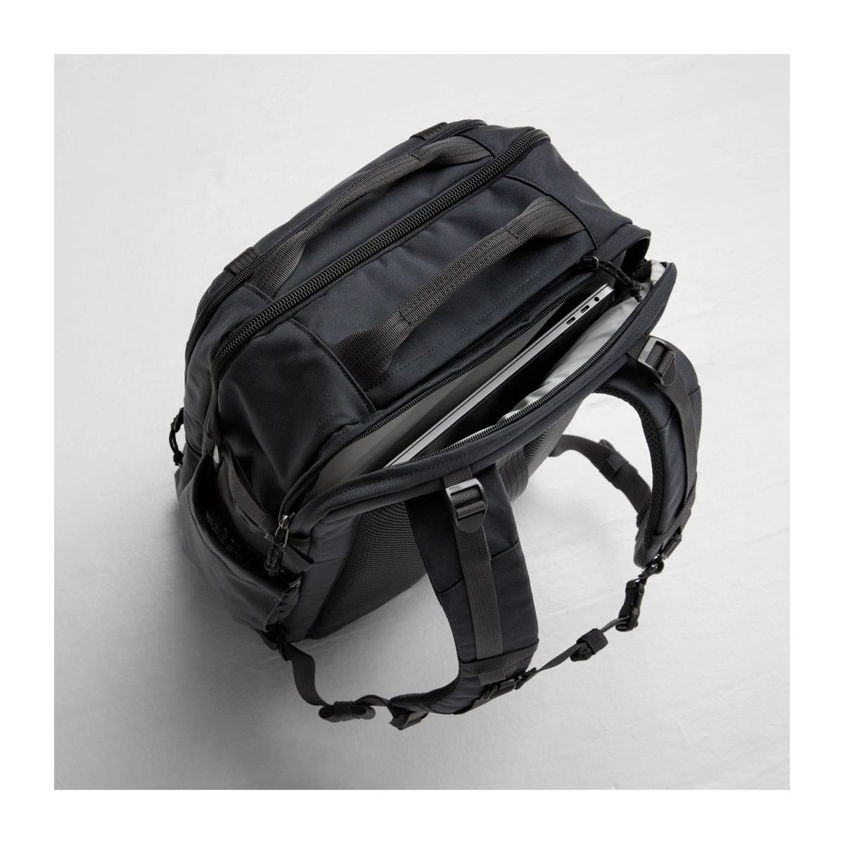 Färden Carry-On Pack
