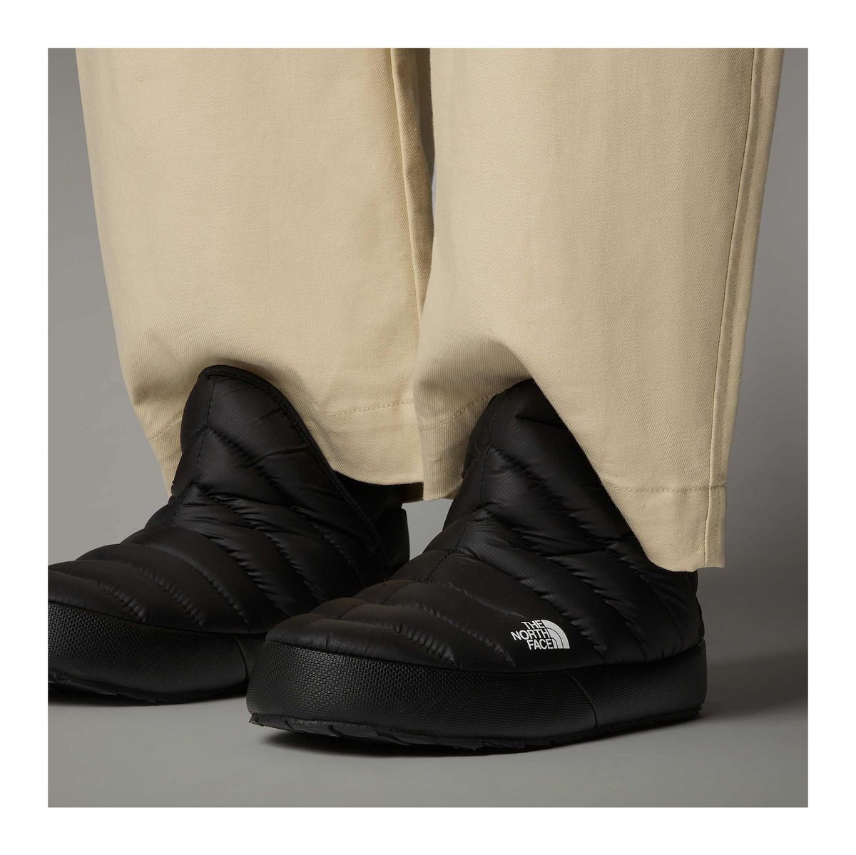 Women’s ThermoBall Traction Winter Booties