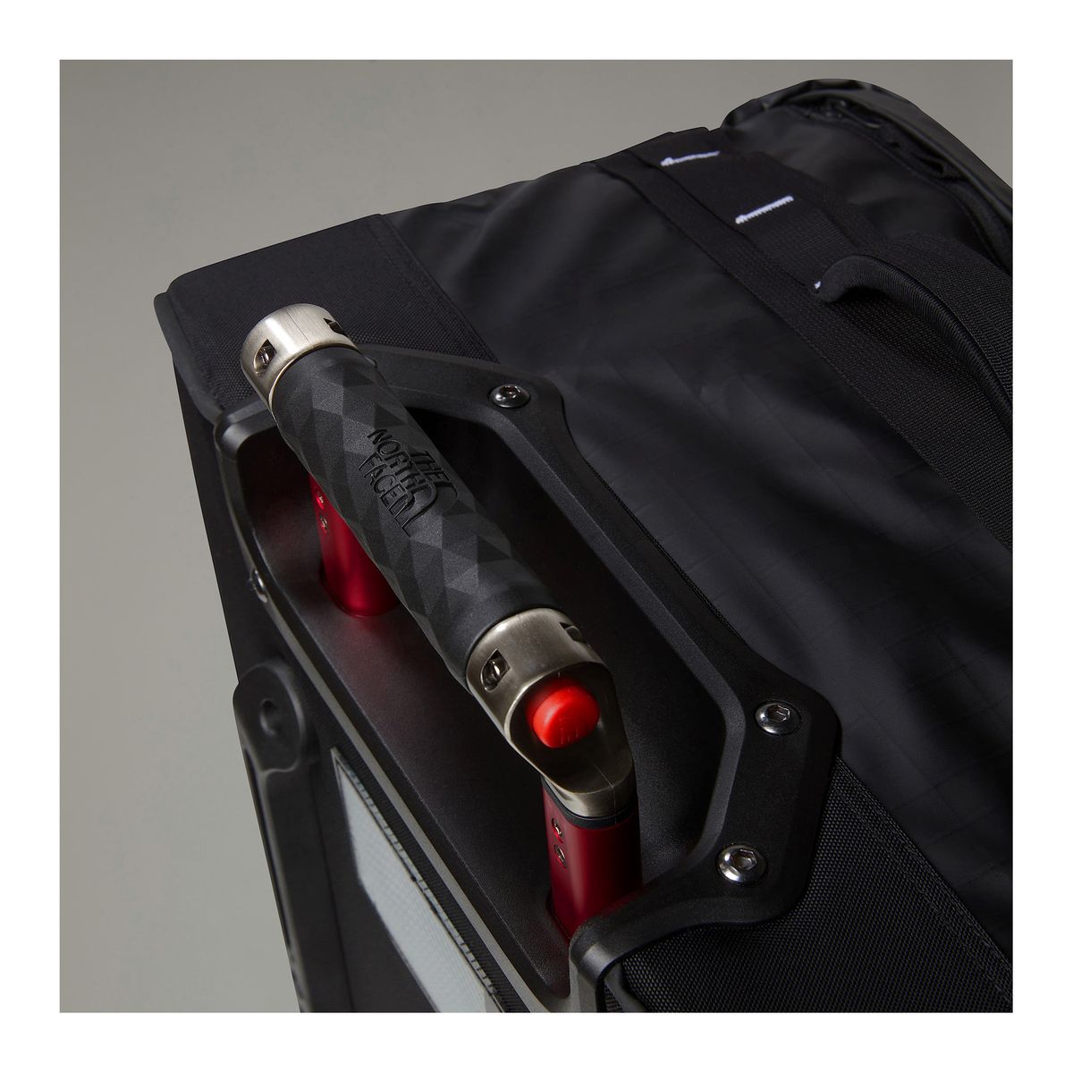 Base Camp 29" Voyager Roller